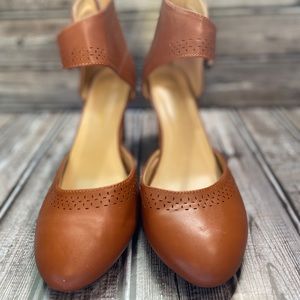 Elegant Brown Women's Shoes